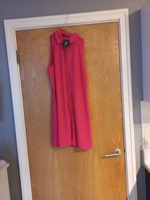 Primark Long  Sleevless  Blouse.    Size  14.   B.N.W.T