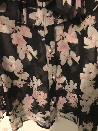 Beautiful new river island blouse rrp 38 pounds