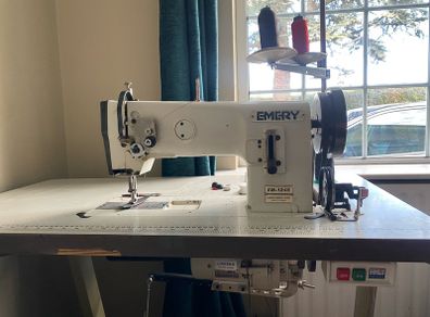 Sewing machine Emery for leather