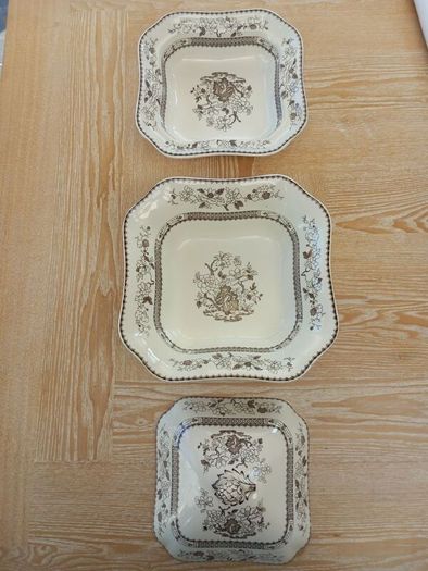Spode Chinese Rose Square Serving Bowls and Lid