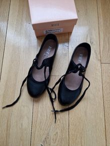 Tap Dancing Shoes size 3UK