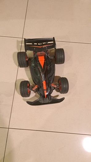 Desert Racer RC Buggy