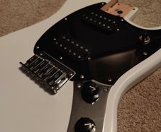 Fender Squier Mustang HH (Body, Bridge & Electrics)