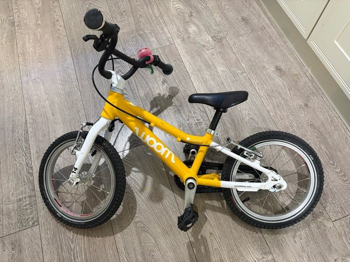 Woom 2 Kids Bike 14 Inch Lightweight Childrens Bicycle Yellow Excellent Condition