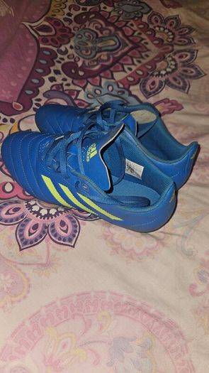 Adidas size 5.5 football boots