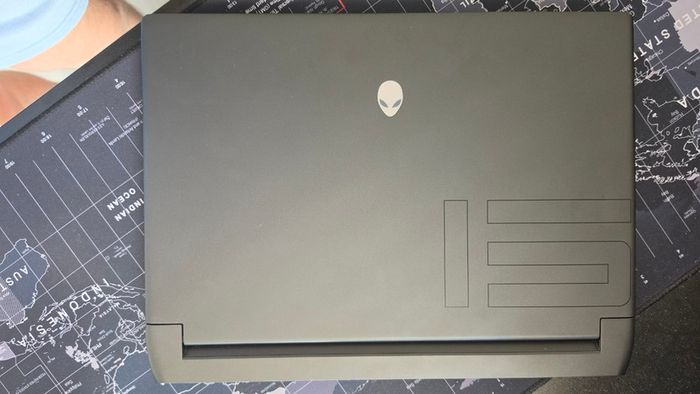 Alienware M15 R7 - i7 | 32GB RAM