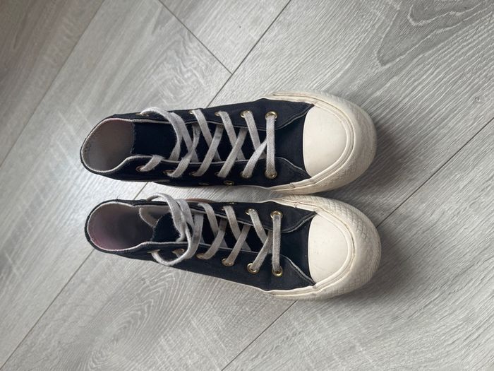 Converse uk12