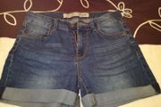 Shorts size UK 6