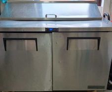 Commercial Pizza Prep Fridge  Sandwich Prep Counter  True Refrigeration  2 Door