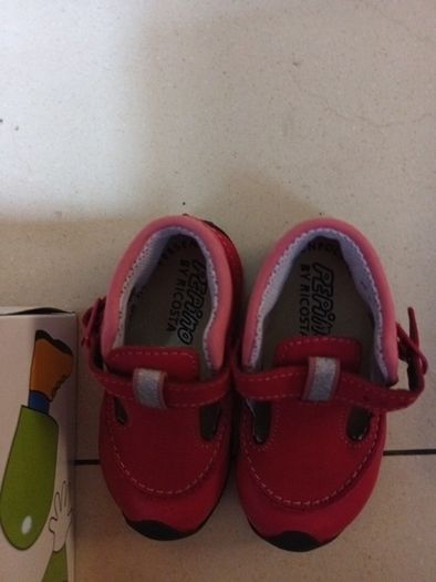 Riscosta  Shoes.  Size : 20- 12 -18 Months. Approximately.  In Original Box.