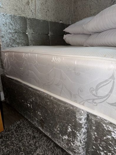 Small 4ft double bed with mattress