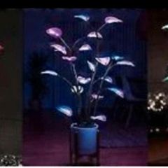 New, colour changing Led, Bonsai flower light, with a remote control