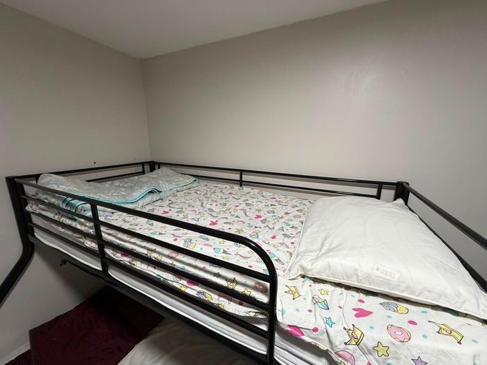 bunk bed