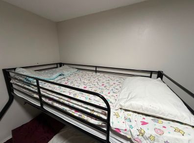 bunk bed