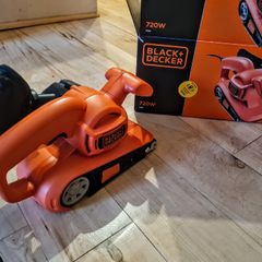 Black+Decker 720W Belt Sander -  Like New