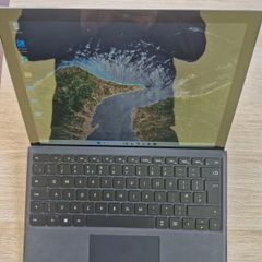 Microsoft Surface Pro 7+,i5 11th gen,8gb,256 ssd,12.3" PixcelSence,Windows 11