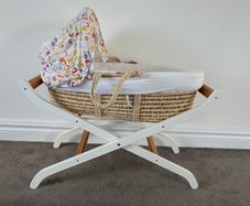 Moses Basket with two stands