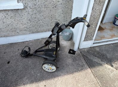Powakaddy Fw3i