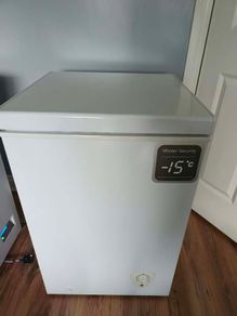 Essentials Chest Freezer 95L