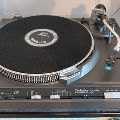 CLASSIC RARE Technics SL-5310 ,FullAuto, Turntable.Direct Drive. Full servic