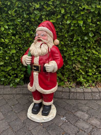 3ft Resin Santa Statue.