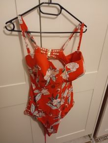 swim suit