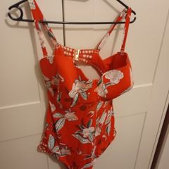 swim suit