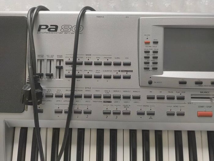 Korg PA80 Professional Arranger