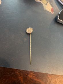retro brooch