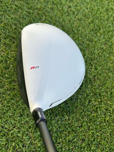 Full set of golf Taylormade clubs
