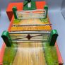 Hornby Trains O Gauge No 1 Tin Level Crossing + No 2 Single Arm Signal Boxed Image 4