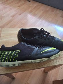 Nike Shoes/Perfect Boot for Use on Artificial Grass ..  Size10 UK .. Price Drop
