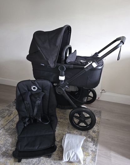 EXTREMELLY GOOD condition Bugaboo Fox 3 with Free car seat adapters