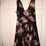 Beautiful Boohoo mini dress with roses, like NEW,  size 8 Image 3