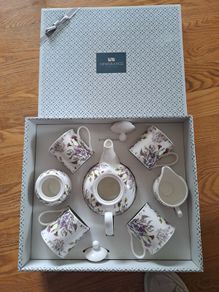 Newgrange Living Teapot and Mugs
