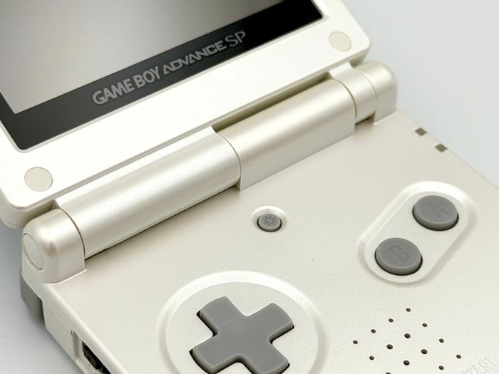Final Fantasy Tactics Advance Nintendo Game Boy Advance SP Console - Boxed