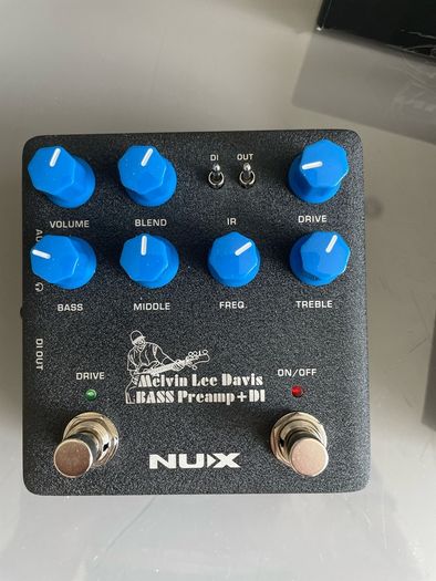 NUX NBP-5 Melvin Lee Davis bass preamp & DI