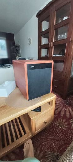 Speakers JAMO