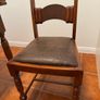 Kitchen table +/ - 6 chairs Image 5