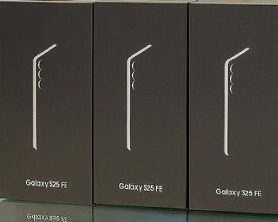 Samsung Galaxy S25 Fe (brand New)