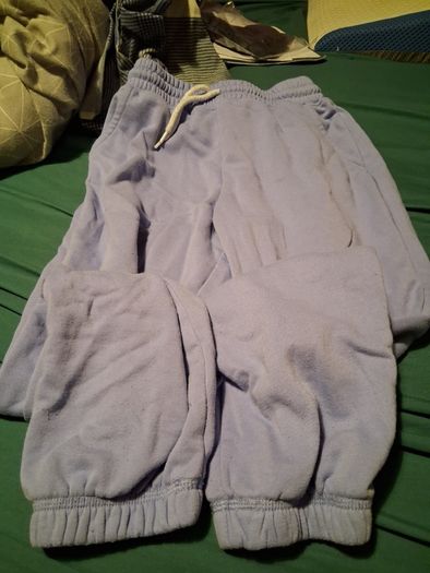 clothing EUR 1 each item