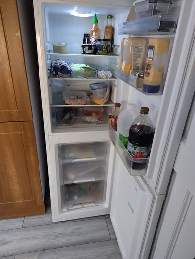 Excellent fridge / freezer