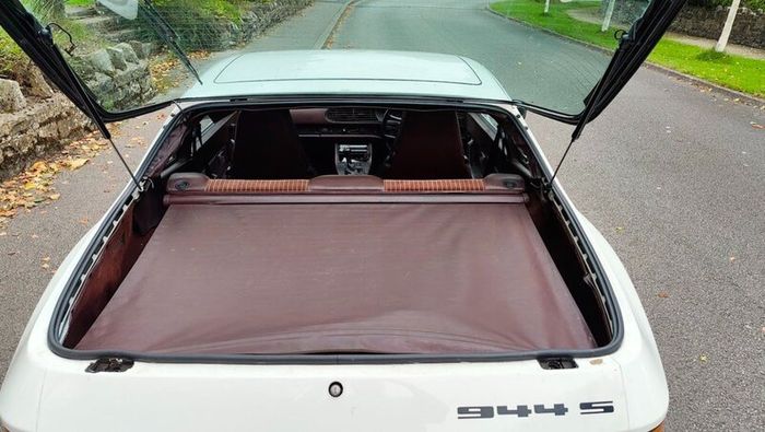 1987 Porsche 944 S 2.5 16V Manual  NCT 08/28