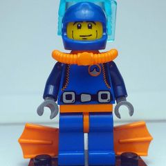 Lego Collectable Minifigures Series 1:Deep Sea Diver (100% Complete) COL01-15