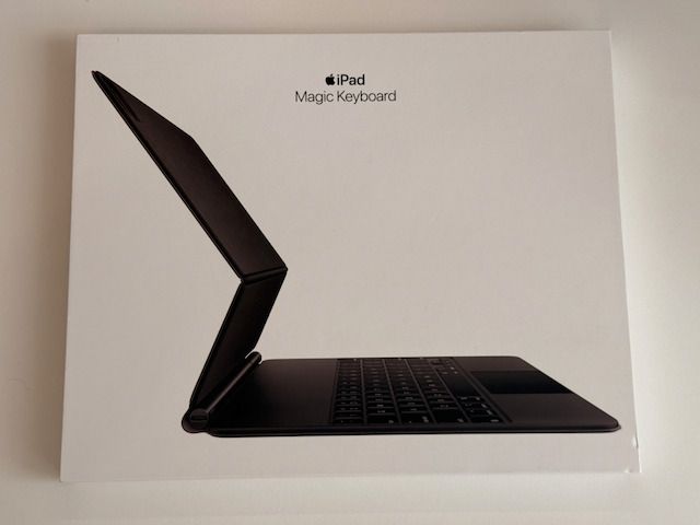 iPad Pro 12.9" (4th gen) 256GB Wi-Fi + Cellular, Space Grey + Apple Magic Keyboard
