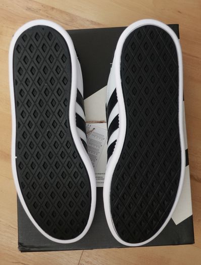Adidas Leather shoes | Size 5 UK | Brand New