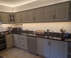 Kitchen press doors