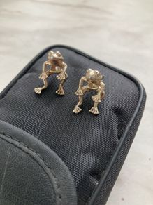 Movable frog 925 silver ear