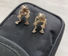 Movable frog 925 silver ear