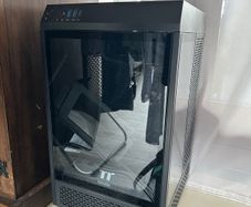 Thermaltake Tower 200 Black/Mini ITX Computer Case/ 2x140mm
